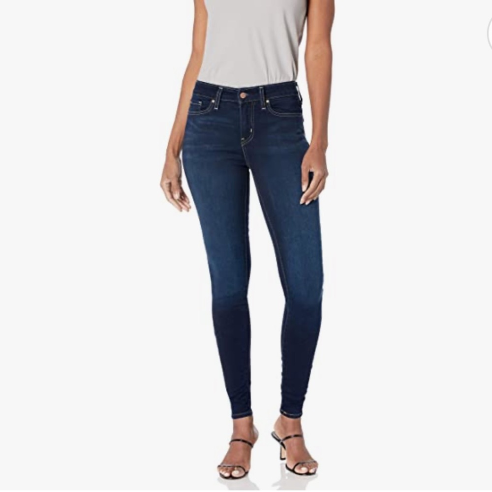 Signature by Levi Strauss & Co. Gold Label Modern Skinny Jeans